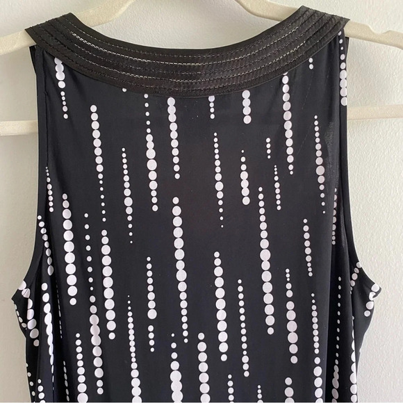 WHITE House Black Market Black and White Polka Dot  V-Neck Tank Top Size S - Picture 6 of 9